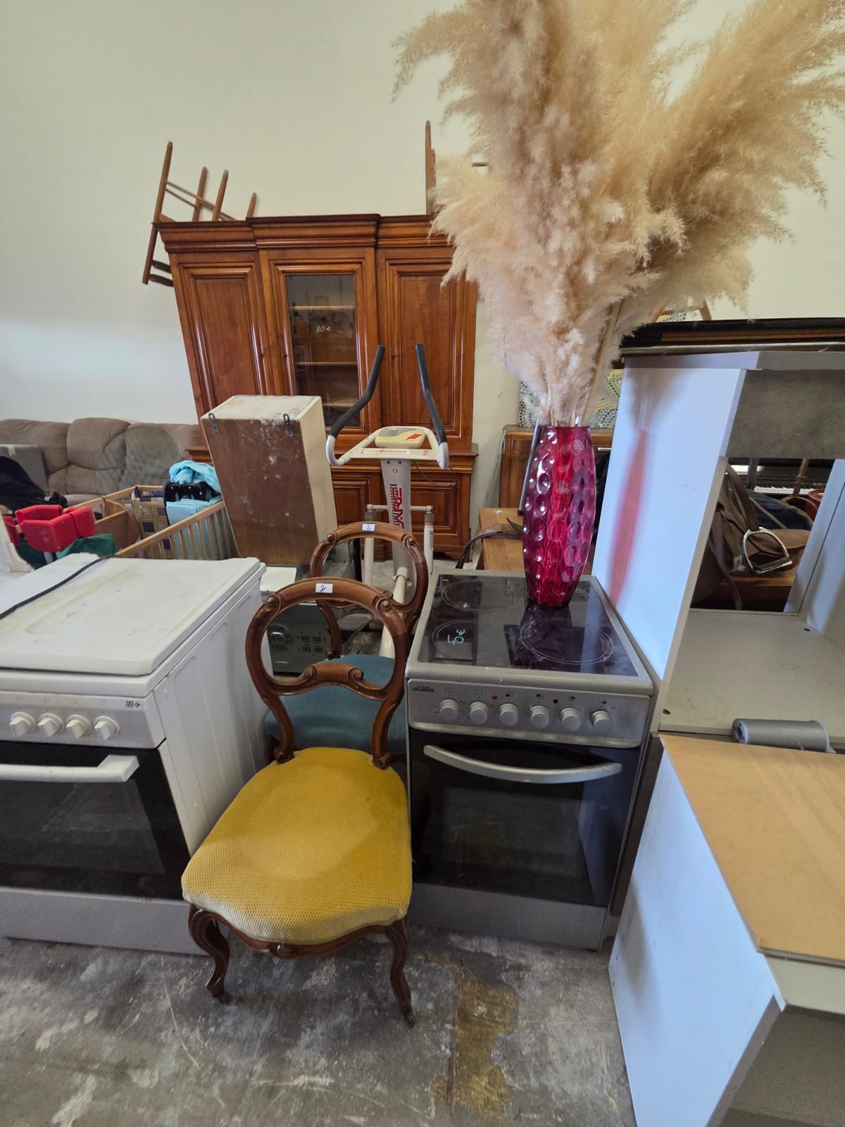 Meubles à O-Kas-OU (Carcassonne)